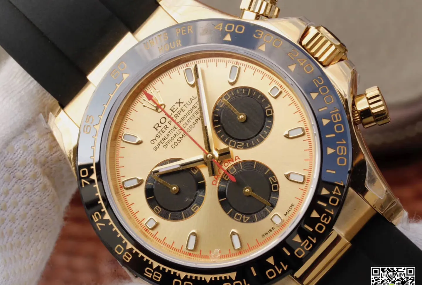 Rolex Daytona Cosmograph 116518ln JH Factory 1:1 Best Edition Replica Watch V6 Black Bezel Gold Dial