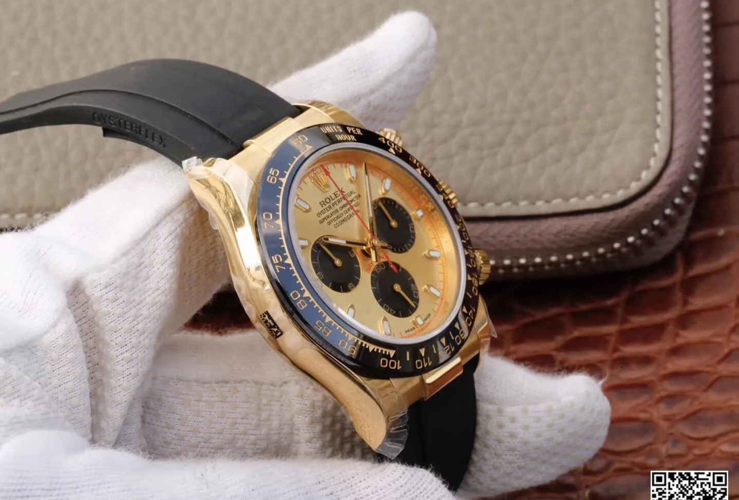 Rolex Daytona Cosmograph 116518ln JH Factory 1:1 Best Edition Replica Watch V6 Black Bezel Gold Dial