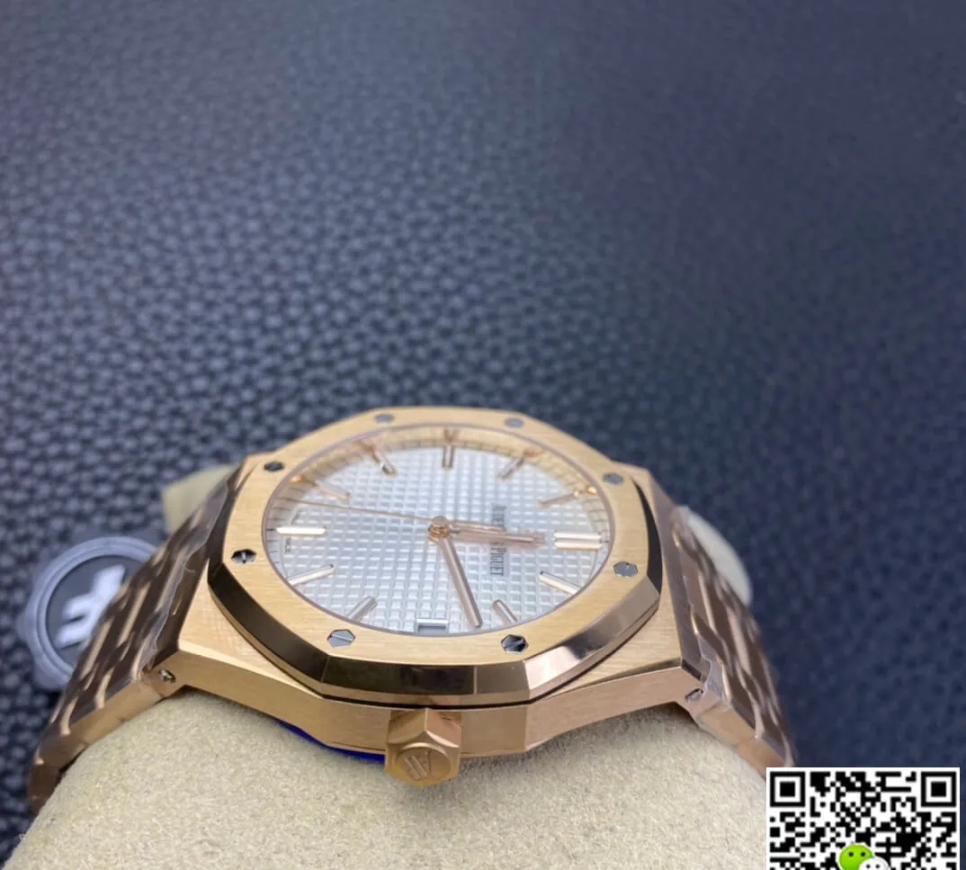 Audemars Piguet Royal Oak 15500 ZF Factory 1:1 Best Edition Replica Watch Titanium Gold Case