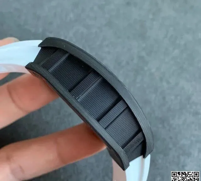Richard Mille RM055 KV Factory 1:1 Best Edition Replica Watch V2 Carbon Fiber Case