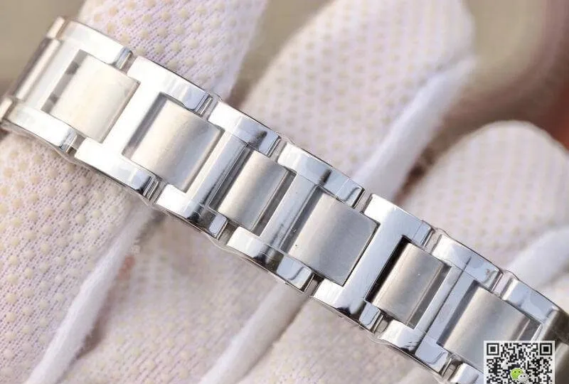 Ballon Bleu De Cartier 33mm V6 Factory 1:1 Best Edition Replica Watch Swiss Quartz ETA157 White Dial