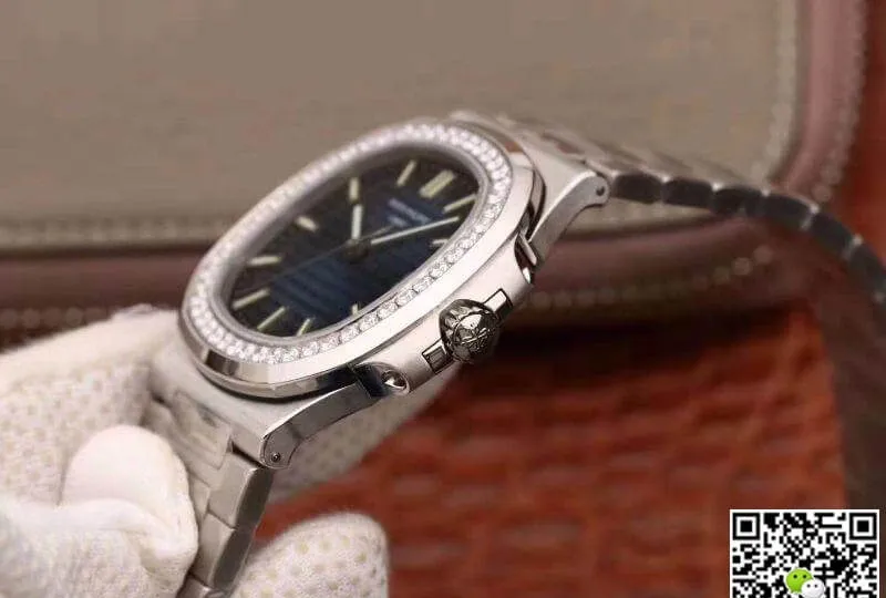 Patek Philippe Nautilus 5713 1G-010 PF Factory 1:1 Best Edition Replica Watch Swiss ETA324