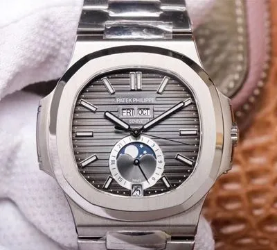 Patek Philippe Nautilus 5726 1A-001 PF Factory 1:1 Best Edition Replica Watch Silver Bezel