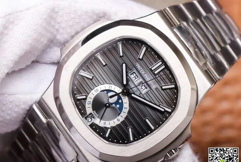 Patek Philippe Nautilus 5726 1A-001 PF Factory 1:1 Best Edition Replica Watch Silver Bezel