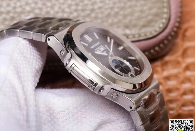 Patek Philippe Nautilus 5726 1A-001 PF Factory 1:1 Best Edition Replica Watch Silver Bezel