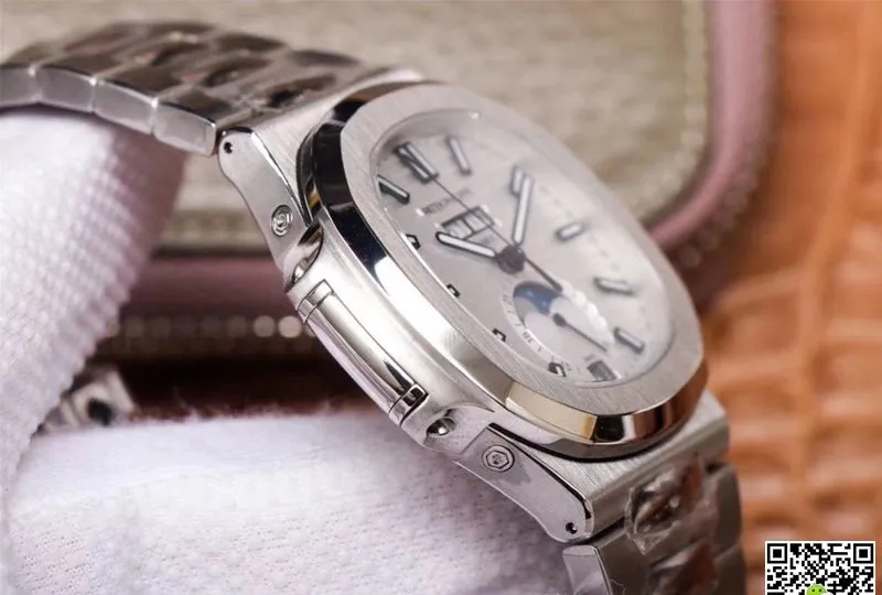 Patek Philippe Nautilus 5726 1A-010 PF Factory 1:1 Best Edition Replica Watch Silver Strap