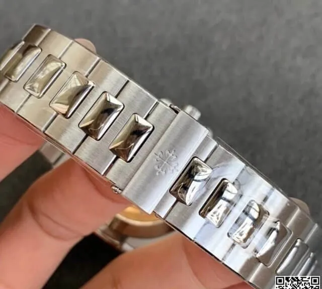 Patek Philippe Nautilus 5726 1A-014 GR Factory 1:1 Best Edition Replica Watch Silver Strap