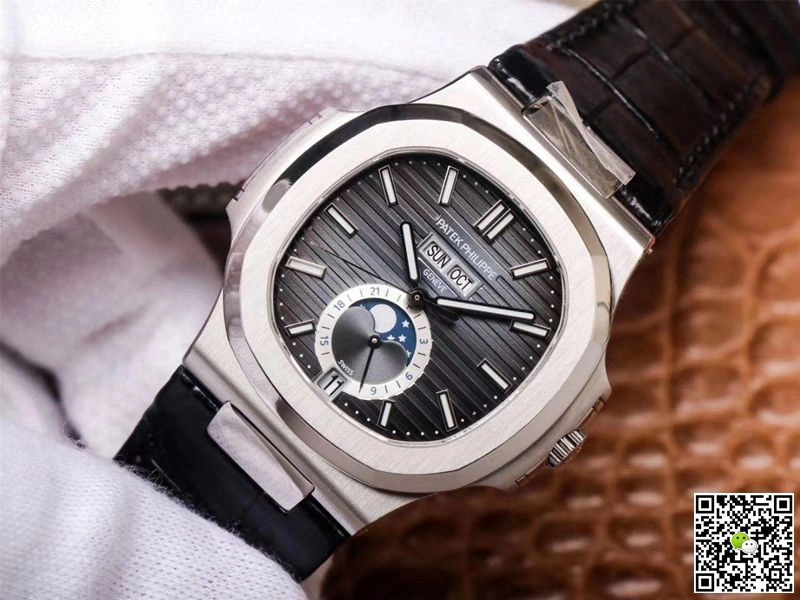 Patek Philippe Nautilus 5726A-001 PF Factory 1:1 Best Edition Replica Watch Leather Strap
