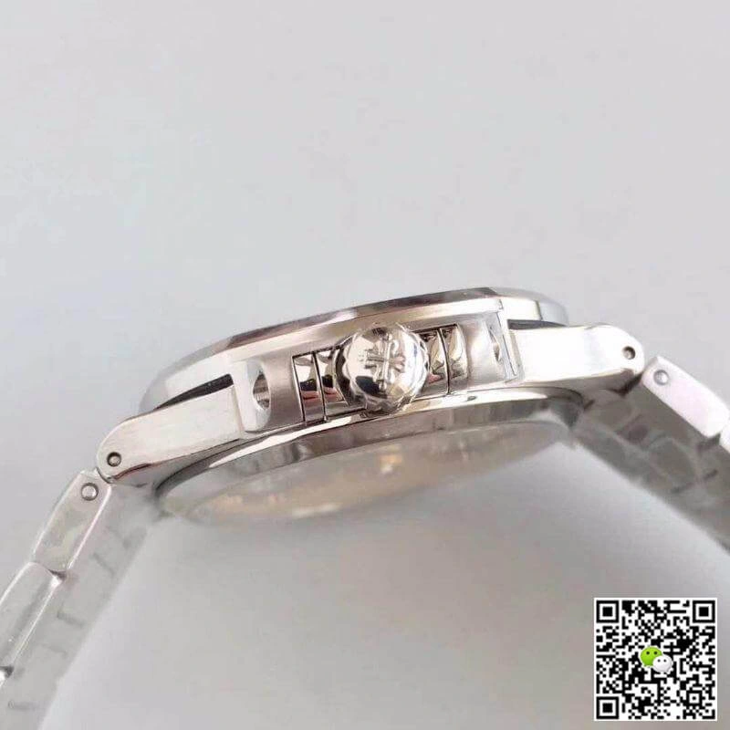 Patek Philippe Nautilus 7118 1A-010 PF Factory 1:1 Best Edition Replica Watch Swiss ETA324