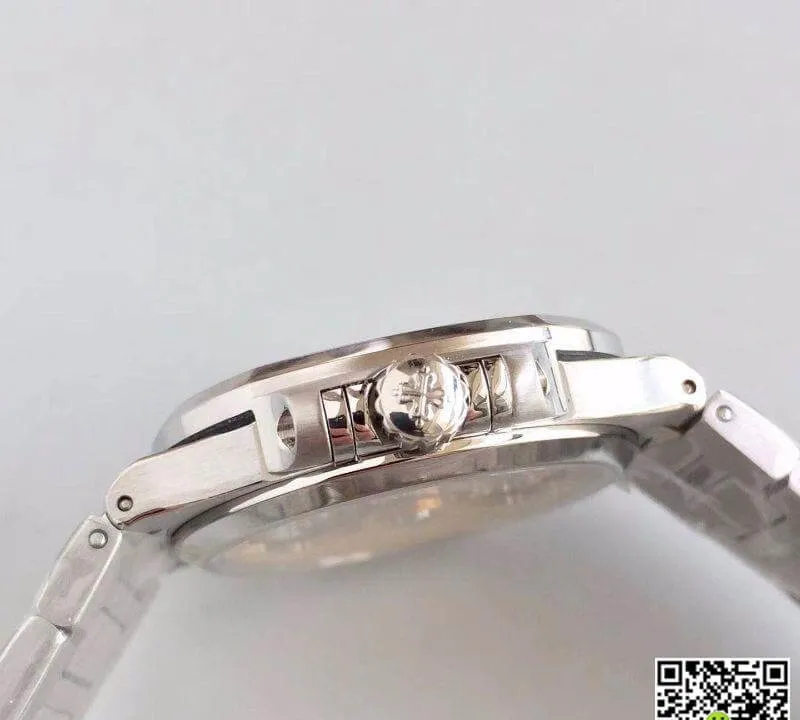 Patek Philippe Nautilus 7118 1A-011 PF Factory 1:1 Best Edition Replica Watch Swiss ETA324