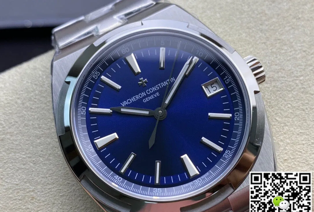 Vacheron Constantin Overseas 4500V 110A-B128 8F Factory 1:1 Best Edition Replica Watch Silver Strap