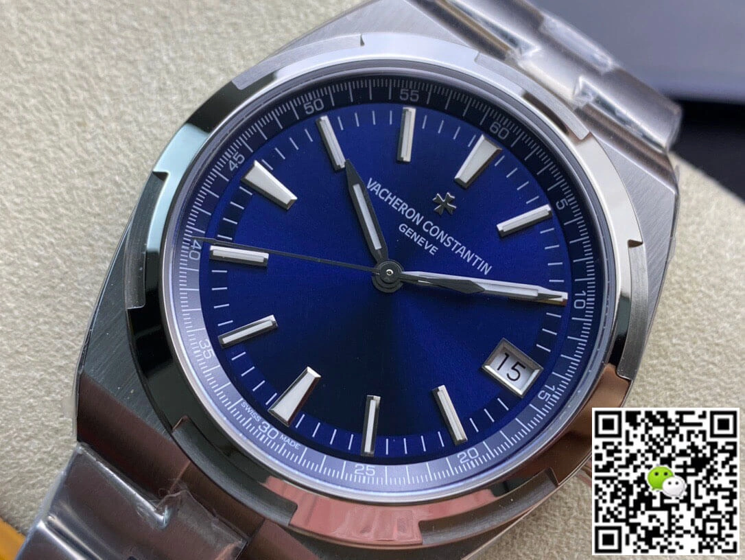 Vacheron Constantin Overseas 4500V 110A-B128 8F Factory 1:1 Best Edition Replica Watch Silver Strap