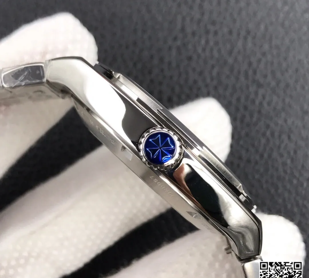 Vacheron Constantin Overseas 7700V 110A-B129 8F Factory 1:1 Best Edition Replica Watch Silver Strap