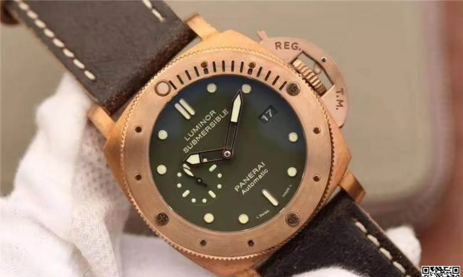 Panerai Luminor Submersible PAM382 VS Factory 1:1 Best Edition Replica Watch Swiss ETA P9000