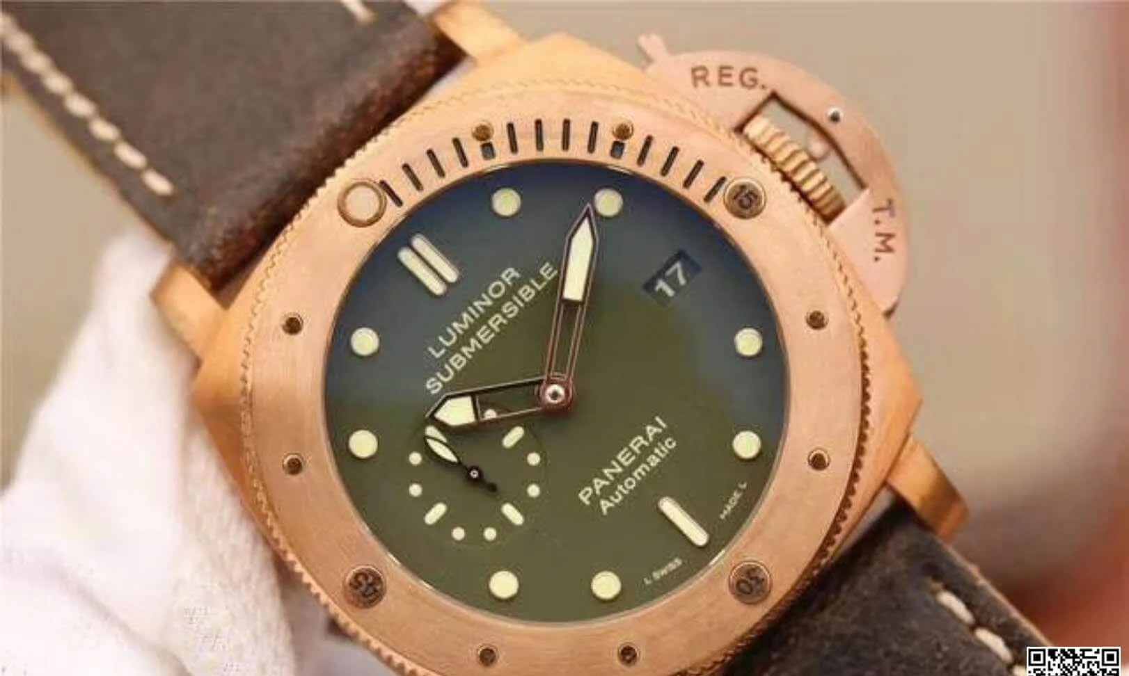 Panerai Luminor Submersible PAM382 VS Factory 1:1 Best Edition Replica Watch Swiss ETA P9000