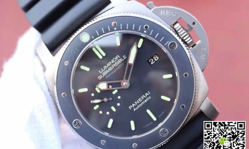 Panerai Luminor Submersible PAM389 VS factory 1:1 Best Edition Replica Watch Swiss ETA P9000