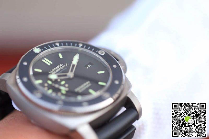 Panerai Luminor Submersible PAM389 VS factory 1:1 Best Edition Replica Watch Swiss ETA P9000