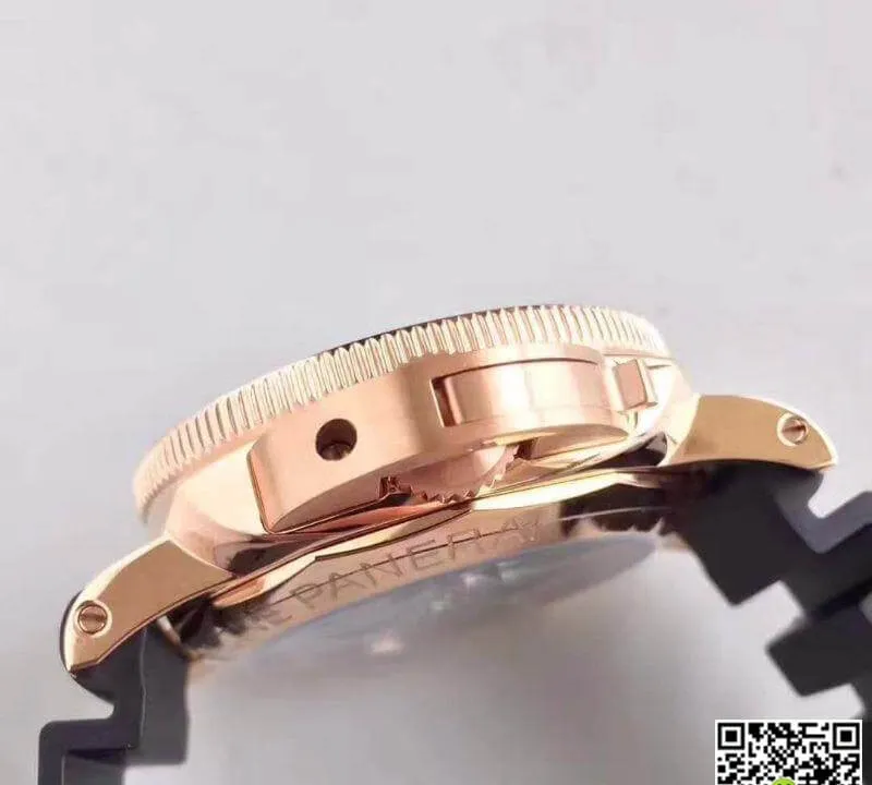 Panerai Luminor Submersible PAM684 XF Factory 1:1 Best Edition Replica Watch Swiss ETA P9010