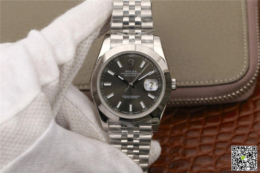 Rolex Datejust M126300-0008 EW Factory 1:1 Best Edition Replica Watch Stainless Steel Strap