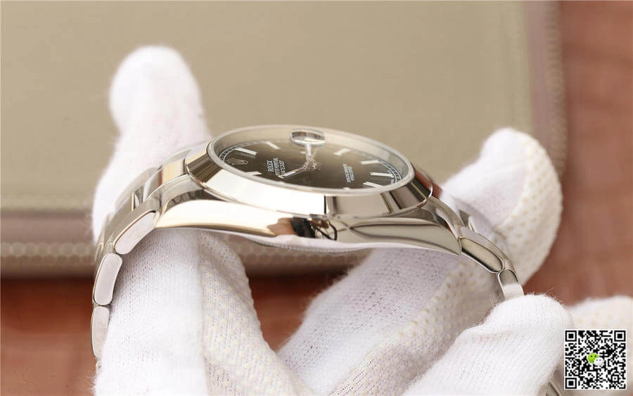 Rolex Datejust M126300-0011 EW Factory 1:1 Best Edition Replica Watch Stainless Steel Strap