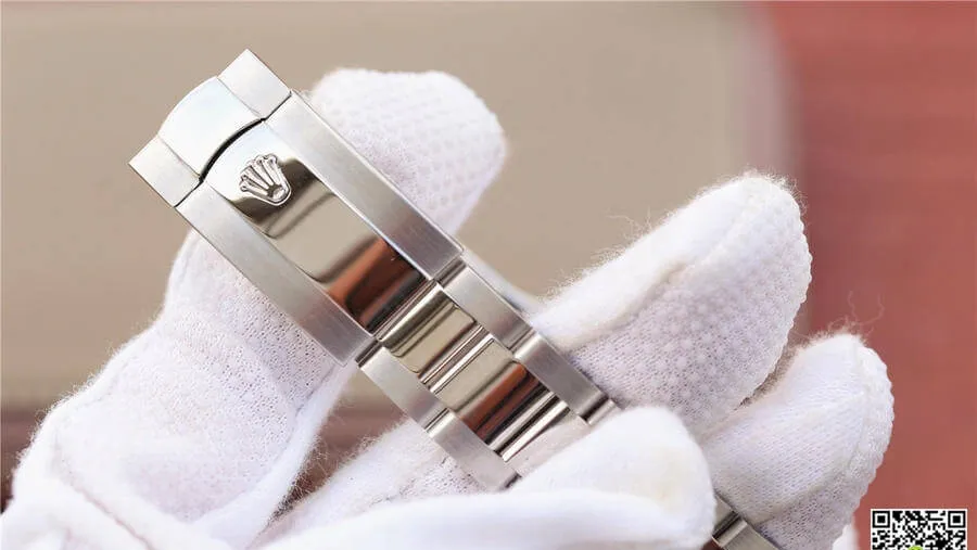 Rolex Datejust M126300-0011 EW Factory 1:1 Best Edition Replica Watch Stainless Steel Strap