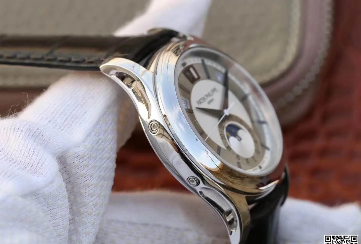 Patek Philippe Grand Complications 5205G-001 1:1 Best Edition Replica Watch Swiss ETA324SQ