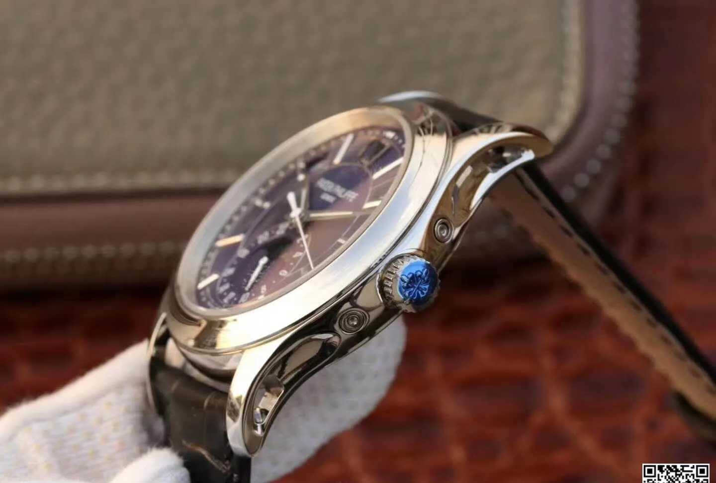 Patek Philippe Grand Complications 5205G-013 1:1 Best Edition Replica Watch Swiss ETA324SQ