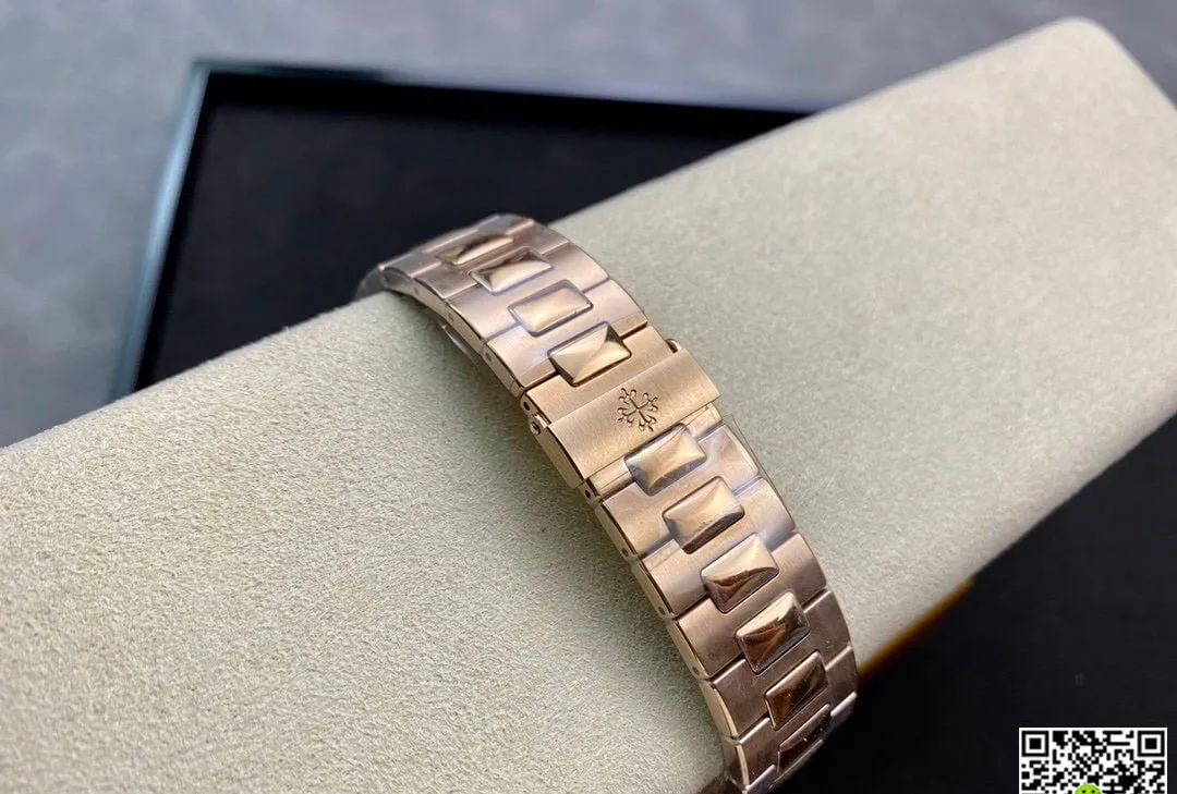 Patek Philippe Nautilus 5711 1R-001 GR Factory 1:1 Best Edition Replica Watch V2 Brown Dial