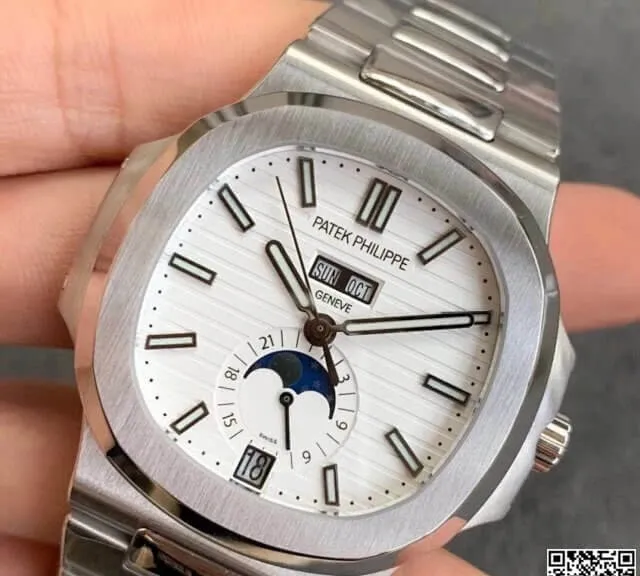 Patek Philippe Nautilus 5726 1A-010 GR Factory 1:1 Best Edition Replica Watch Titanium Case