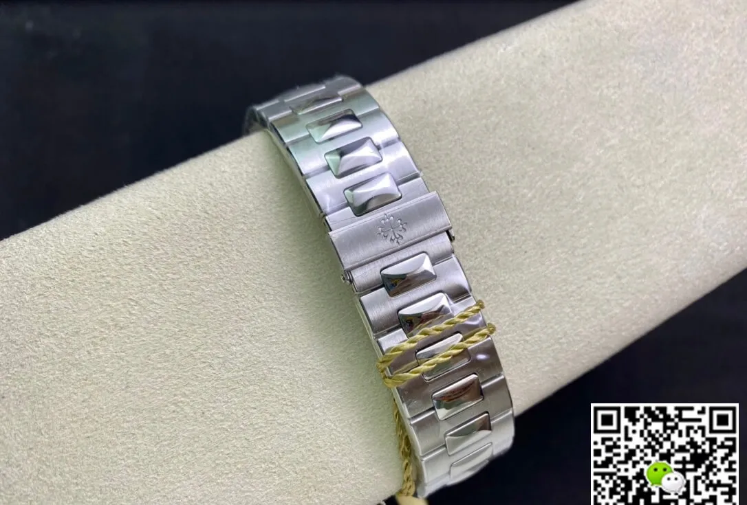 Patek Philippe Nautilus 5726 1A-010 PPF Factory 1:1 Best Edition Replica Watch Silver Strap