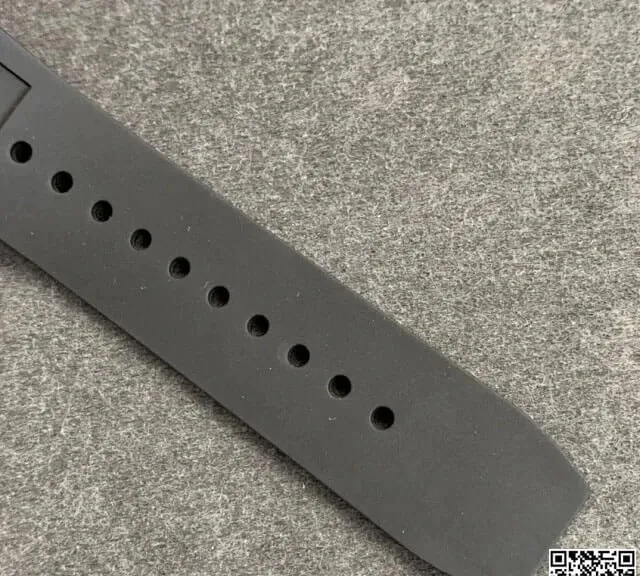Richard Mille RM-011 KV Factory 1:1 Best Edition Replica Watch V2 Forged Carbon Black Strap
