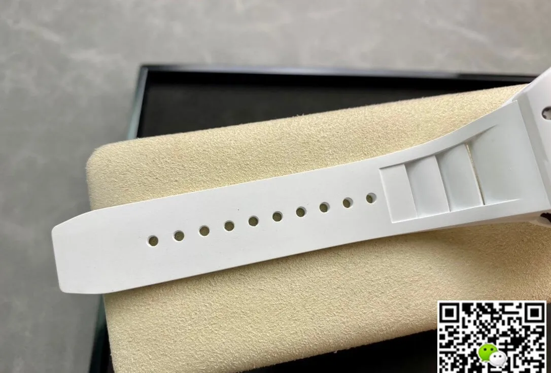 Richard Mille RM011 KV Factory 1:1 Best Edition Replica Watch Swiss ETA7750 White Hour Mark