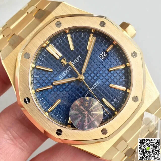 Audemars Piguet Royal Oak 15400OR JF Factory 1:1 Best Edition Replica Watch Gold Case
