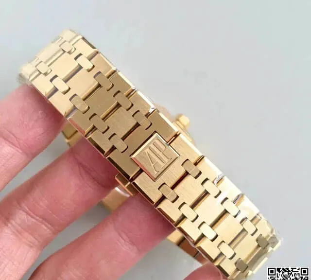 Audemars Piguet Royal Oak 15400OR JF Factory 1:1 Best Edition Replica Watch Gold Case