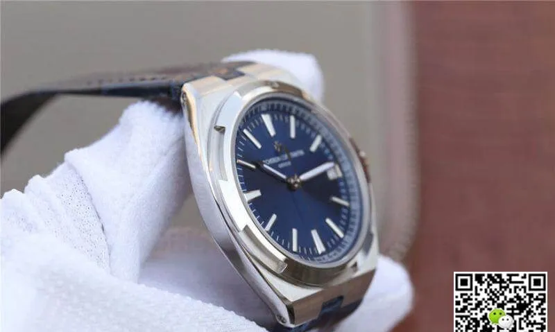 Vacheron Constantin Overseas 4500V 110A-B128 JJ Factory 1:1 Best Edition Replica Watch Swiss ETA9015