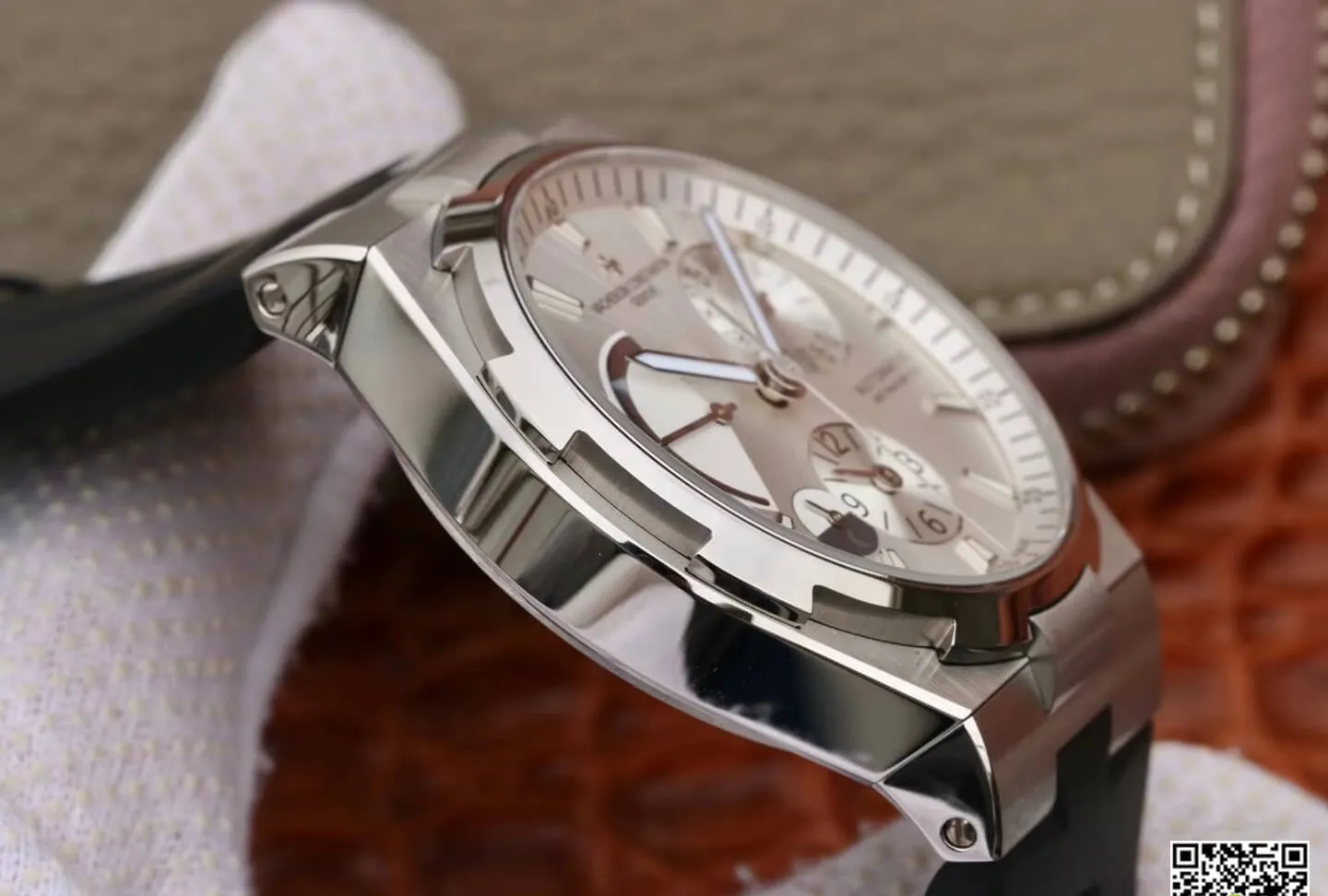 Vacheron Constantin Overseas 47450 B01A-9226 TWA Factory 1:1 Best Edition Replica Watch Silver Strap