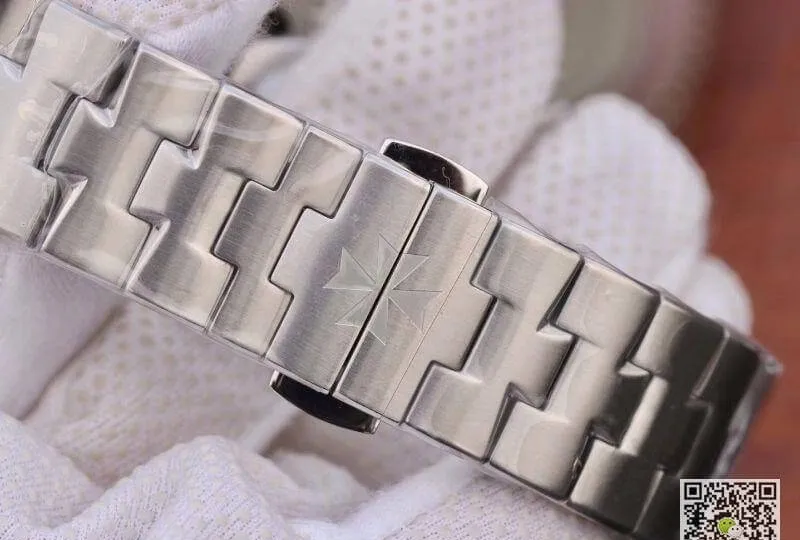 Vacheron Constantin Overseas 5500V 110A-B481 8F Factory 1:1 Best Edition Replica Watch Swiss ETA7750