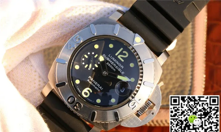 Panerai Submersible PAM 00194 VS Factory 1:1 Best Edition Replica Watch Black Strap