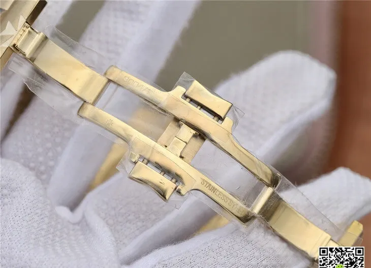 Vacheron Constantin Overseas 49150 TWA Factory 1:1 Best Edition Replica Watch 18K Gold Strap