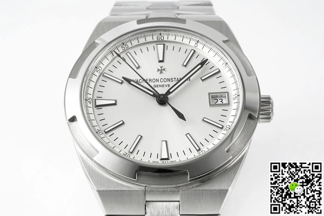Vacheron Constantin Overseas 4500V 110A-B126 ZF Factory 1:1 Best Edition Replica Watch White Dial