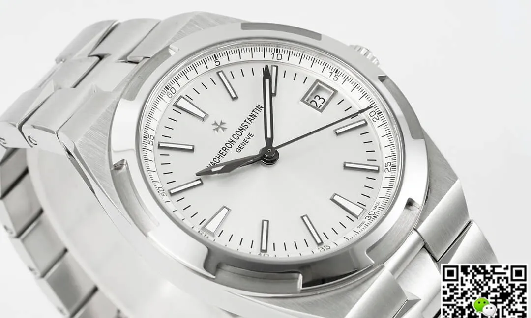Vacheron Constantin Overseas 4500V 110A-B126 ZF Factory 1:1 Best Edition Replica Watch White Dial