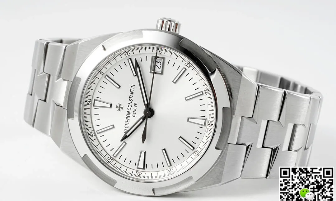 Vacheron Constantin Overseas 4500V 110A-B126 ZF Factory 1:1 Best Edition Replica Watch White Dial