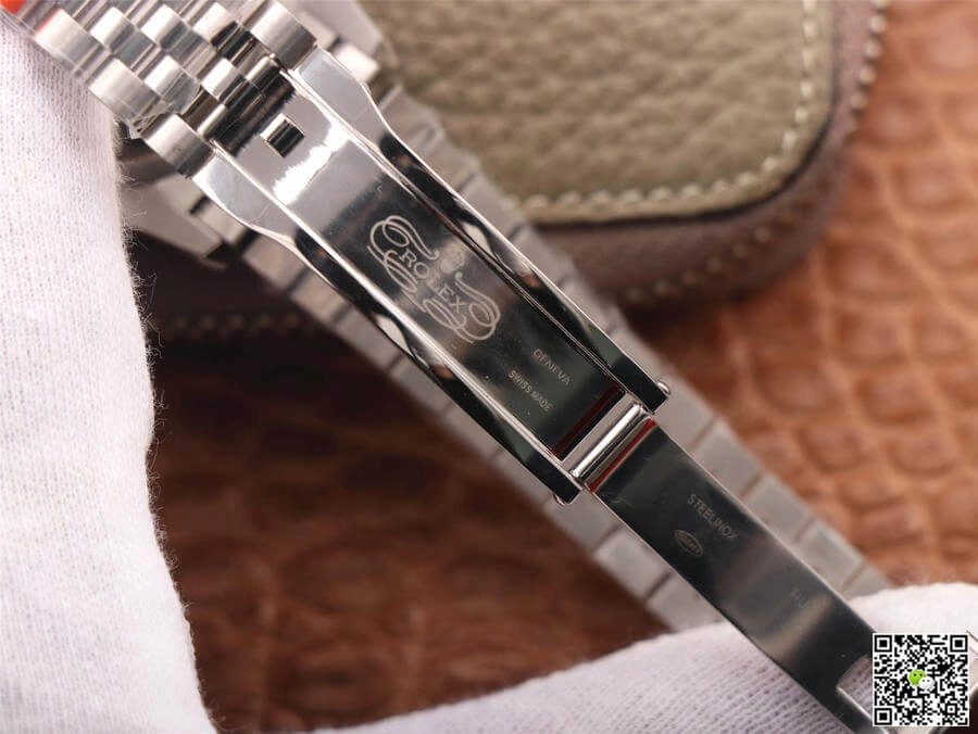 Rolex Datejust M126234-0023 EW Factory 1:1 Best Edition Replica Watch Diamond Dial