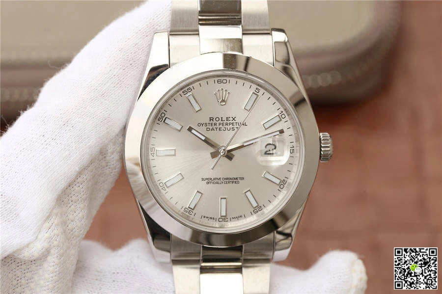 Rolex Datejust M126300-0005 EW Factory 1:1 Best Edition Replica Watch Silver Strap