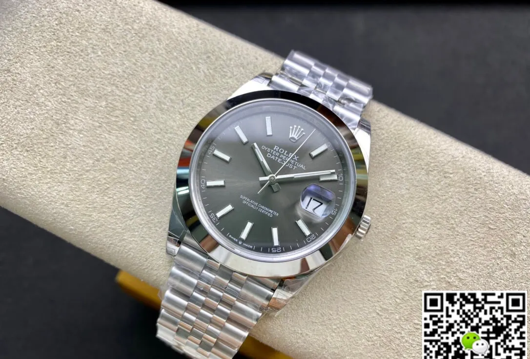 Rolex Datejust M126300-0008 VS Factory 1:1 Best Edition Replica Watch Silver Strap