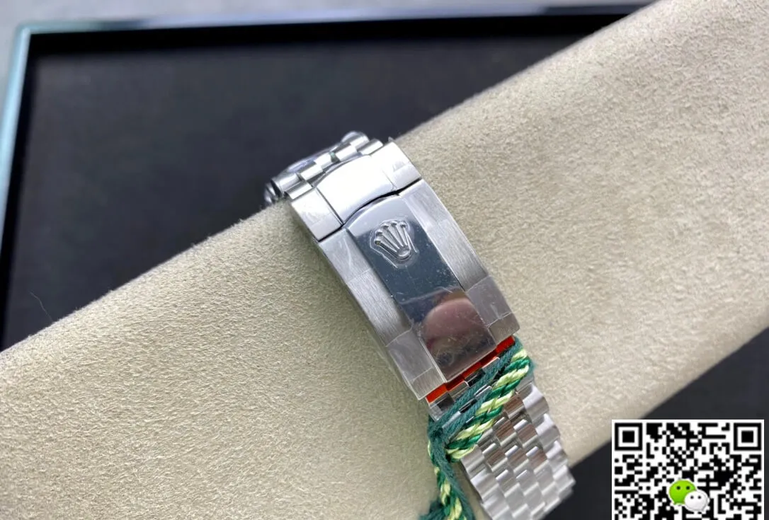 Rolex Datejust M126300-0008 VS Factory 1:1 Best Edition Replica Watch Silver Strap