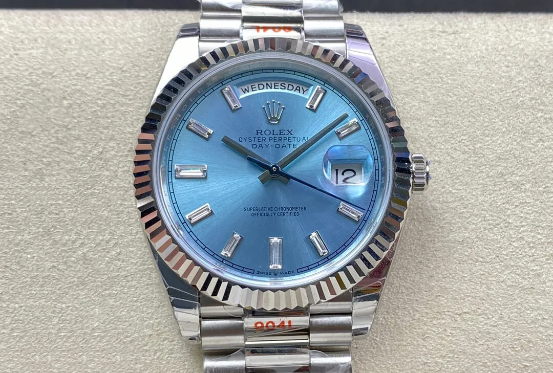 Rolex Day Date M228236-0006 EW Factory 1:1 Best Edition Replica Watch Silver Strap