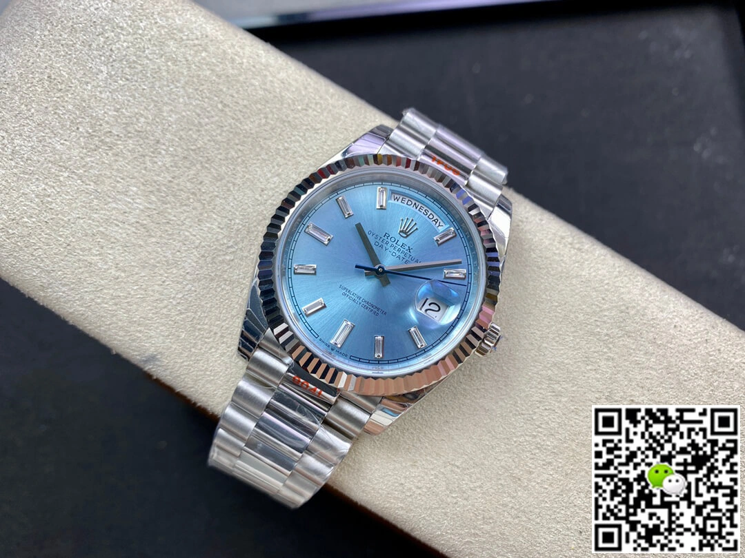 Rolex Day Date M228236-0006 EW Factory 1:1 Best Edition Replica Watch Silver Strap