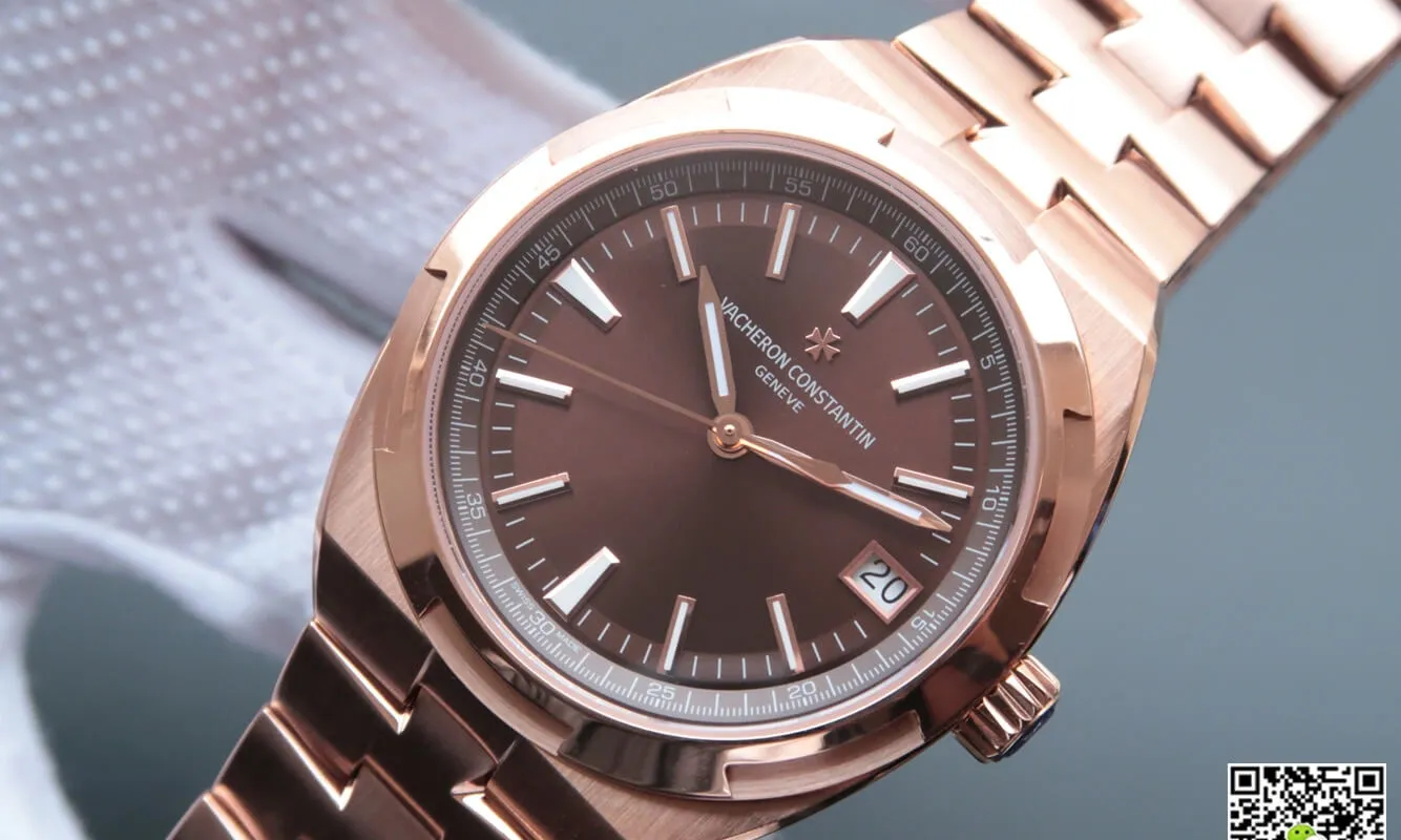 Vacheron Constantin Overseas 4500V 8F Factory 1:1 Best Edition Replica Watch Black Dial