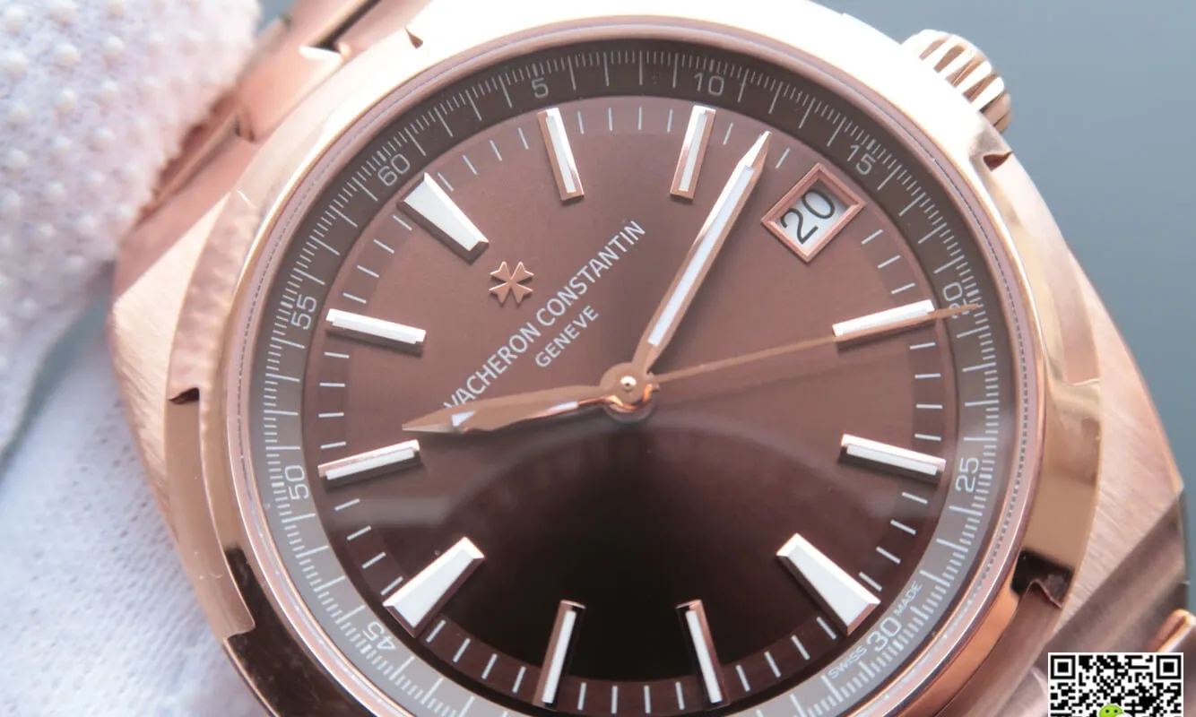 Vacheron Constantin Overseas 4500V 8F Factory 1:1 Best Edition Replica Watch Black Dial
